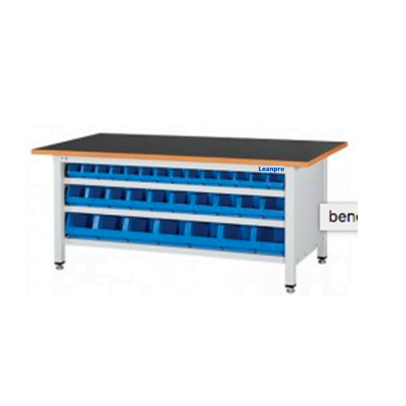 Bàn thao tác có hộp nhỏ đựng dụng cụ