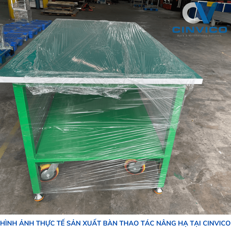Hình ảnh thực tế sản xuất bàn thao tác nâng hạ chống tĩnh điện Leanpro