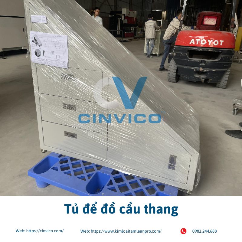 Tủ để đồ cầu thang 