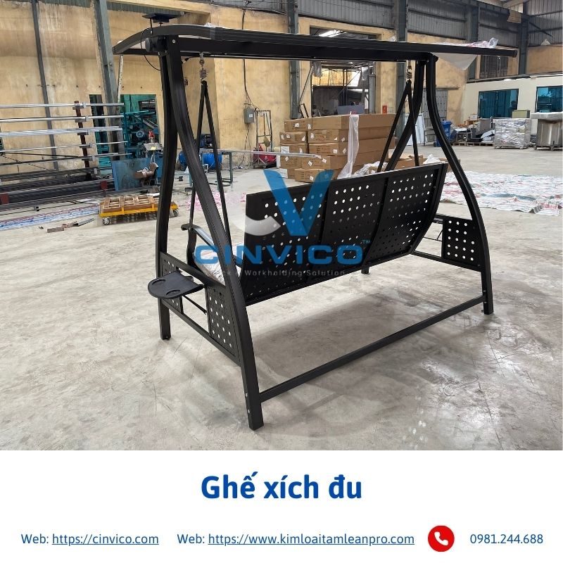 Ghế xích đu ngoài trời