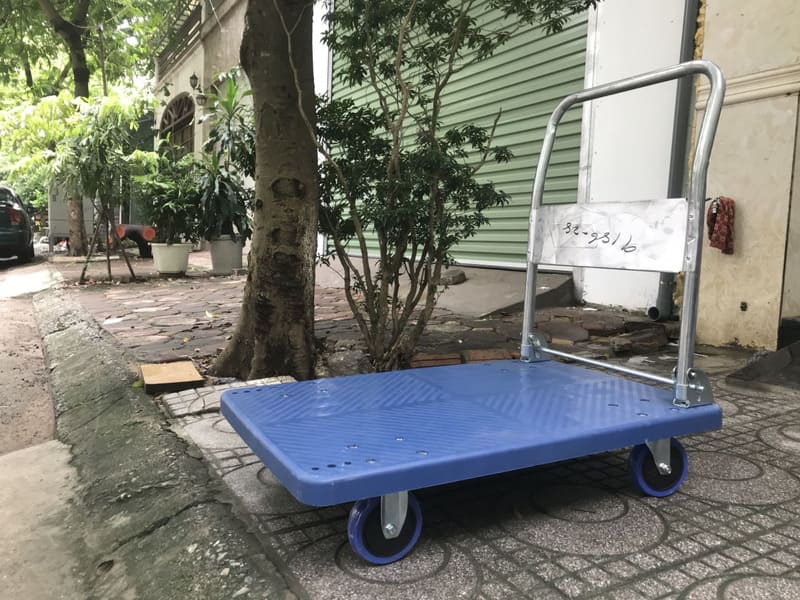 xe đẩy hàng sàn thép và sàn nhựa - 3