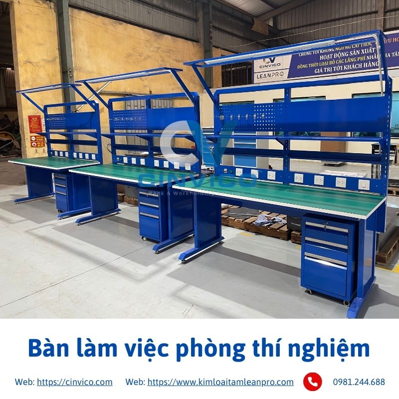 Bàn làm việc phòng thí nghiệm