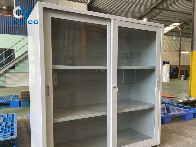 Tủ để hồ sơ có cửa kính